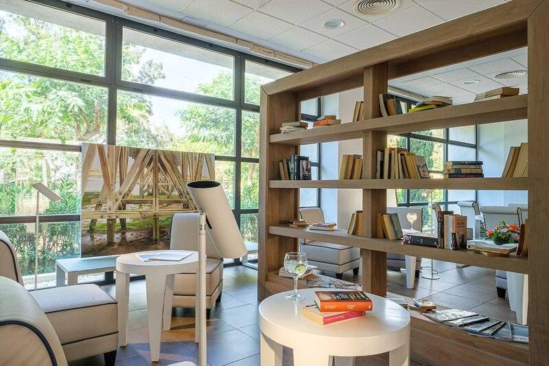 16_22403317_w 16_22403317_w