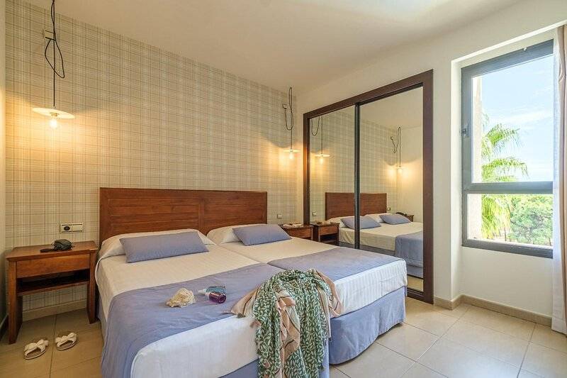 24_22403434_w 24_22403434_w