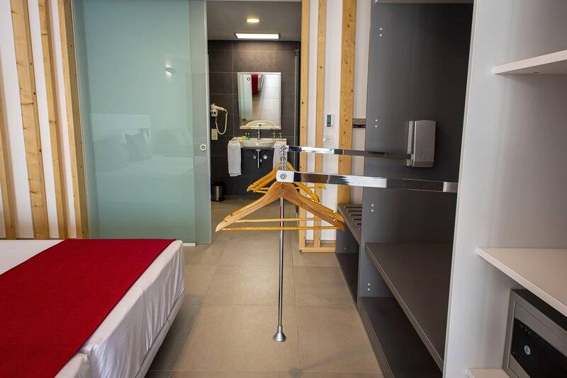 17_19321767_w 17_19321767_w