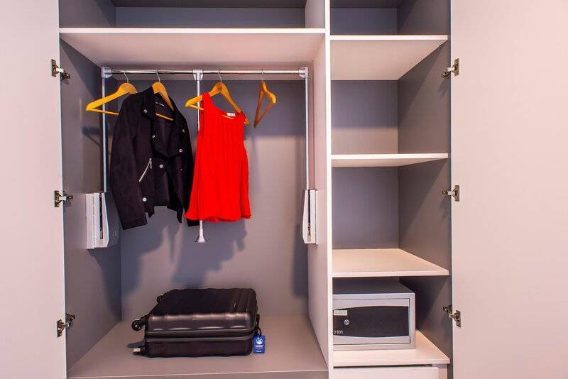 20_19321792_w 20_19321792_w