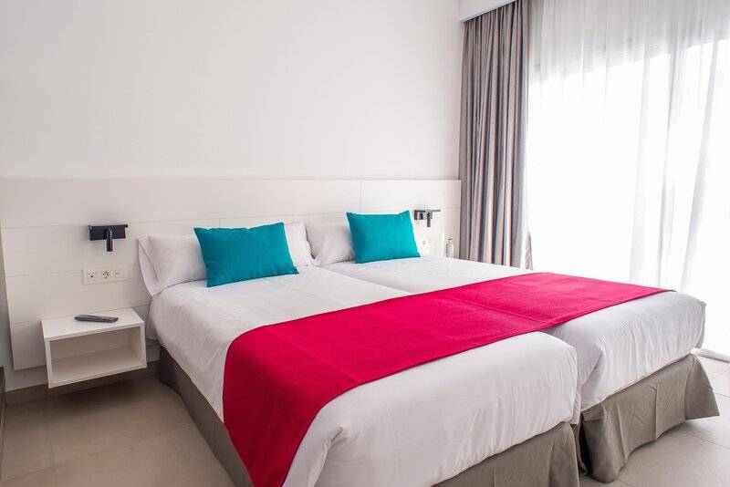 22_19321817_w 22_19321817_w