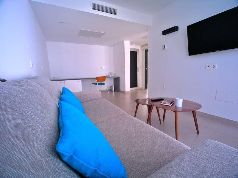 27_19321857_w 27_19321857_w