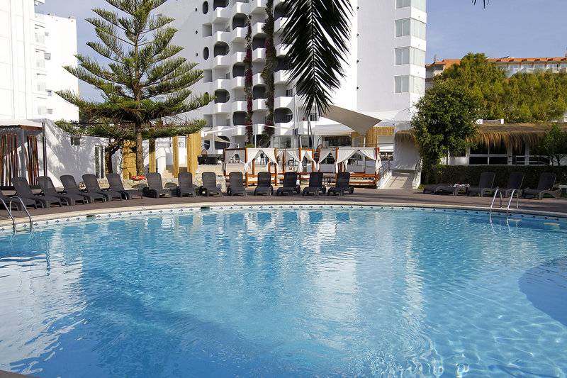 11_16774517_p 11_16774517_p