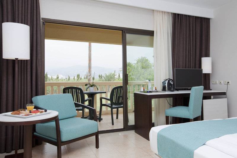 15_2756342_w 15_2756342_w