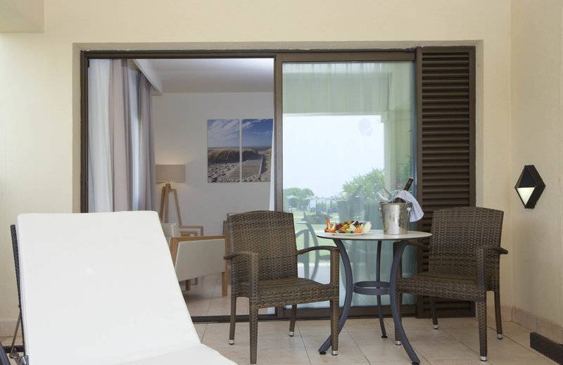 20_2756348_w 20_2756348_w