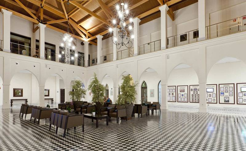 28_2756375_l 28_2756375_l