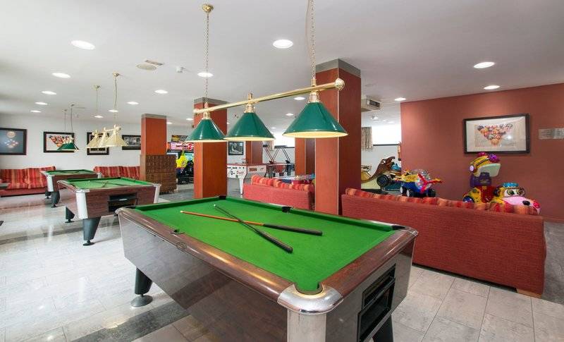 22_11175631_f 22_11175631_f