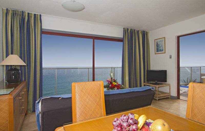 16_2449427_w 16_2449427_w