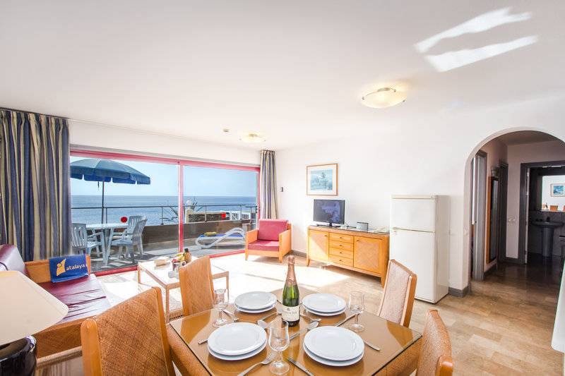 23_2449451_w 23_2449451_w