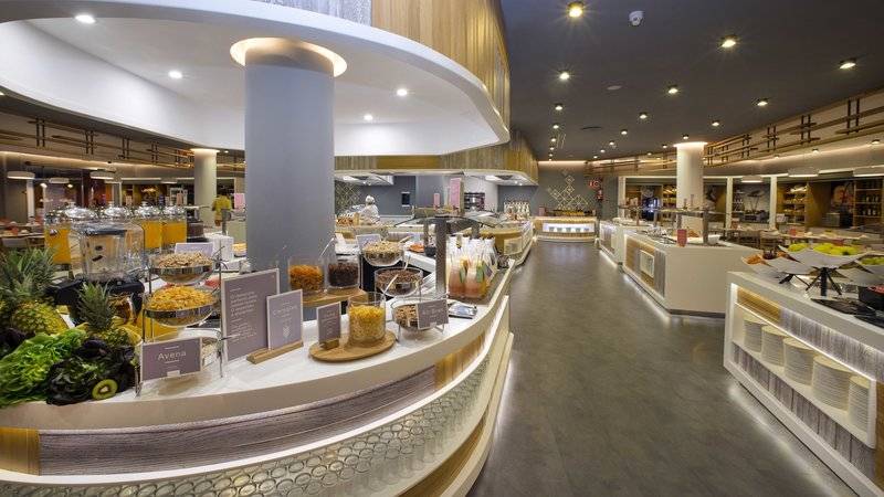 18_13480997_r 18_13480997_r