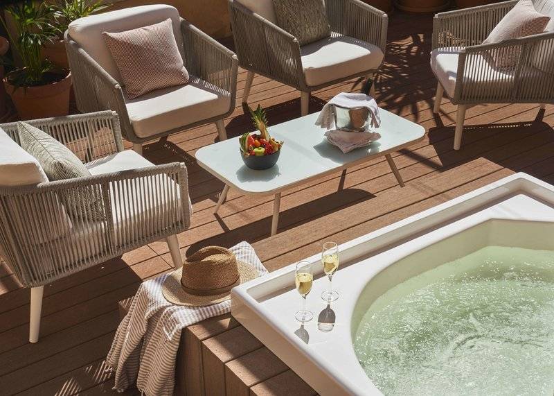 19_22152224_r 19_22152224_r