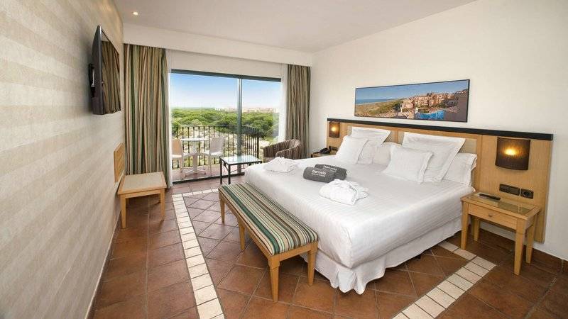 26_12284876_w 26_12284876_w