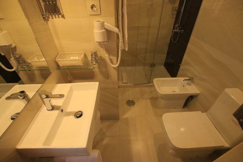 9_2549249_w 9_2549249_w