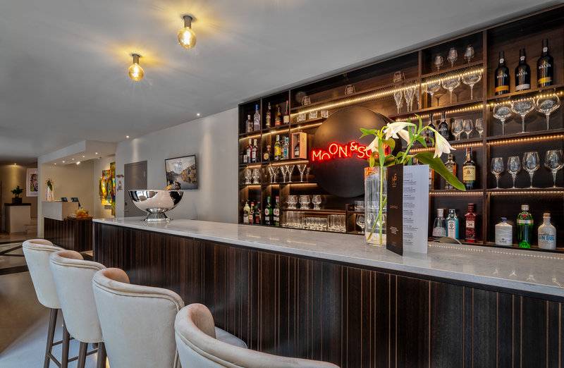 10_16828223_l 10_16828223_l