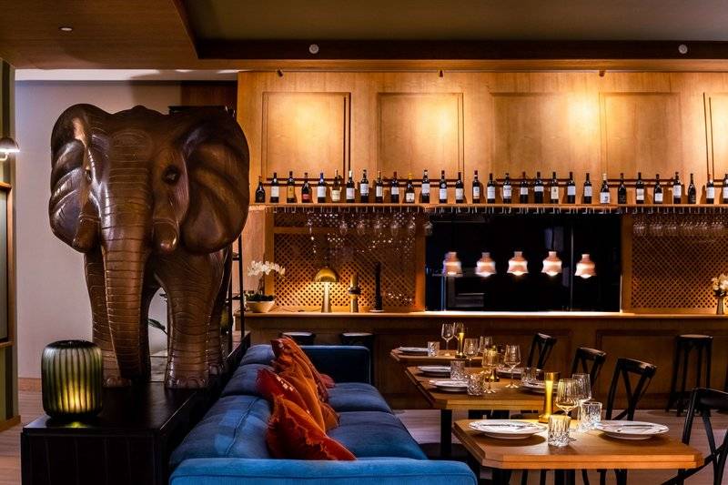 16_18285979_r 16_18285979_r