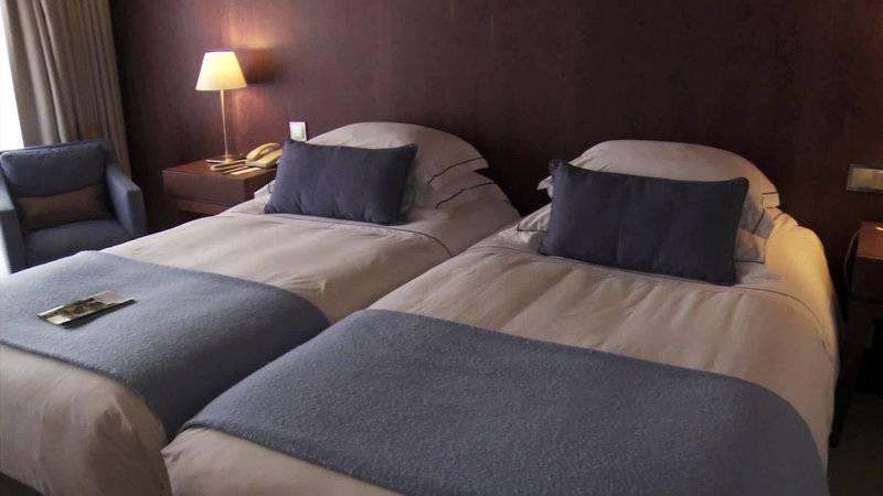 18_2304681_w 18_2304681_w