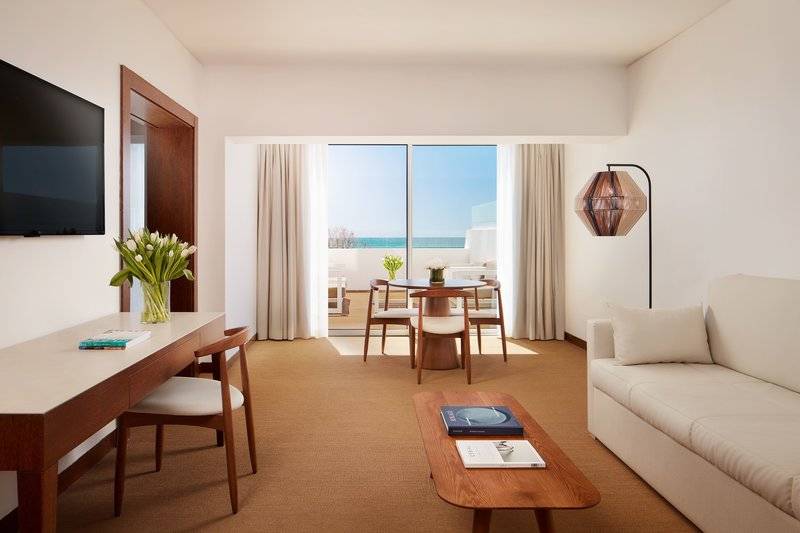 19_15251325_w 19_15251325_w