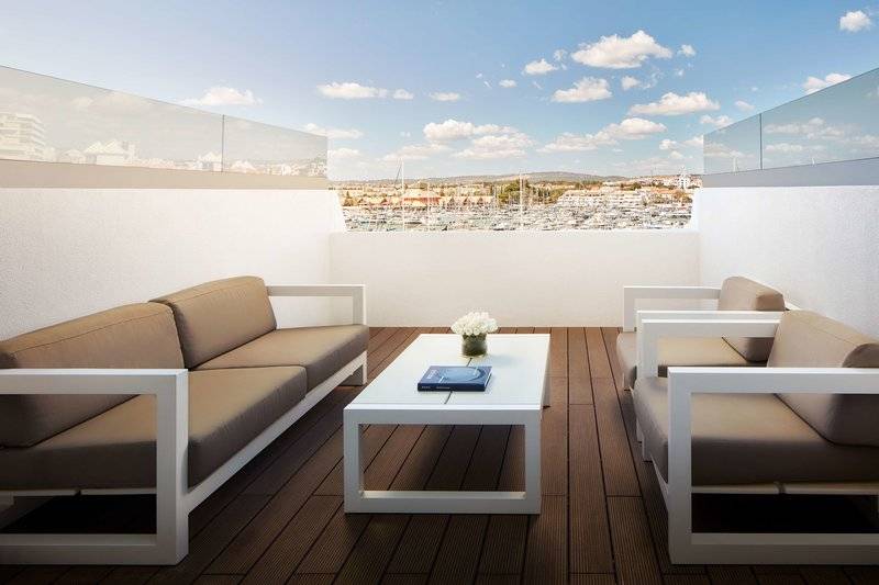 29_18261820_w 29_18261820_w