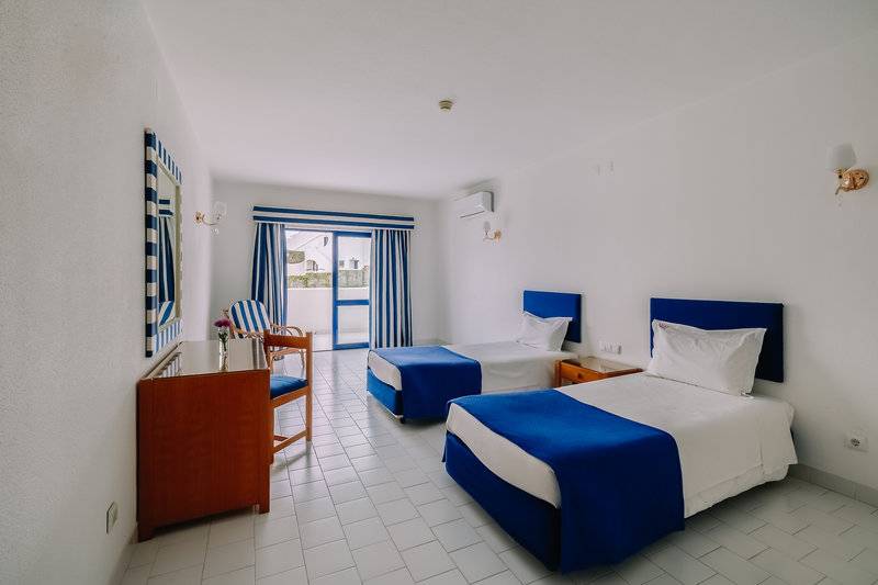 13_18710354_w 13_18710354_w