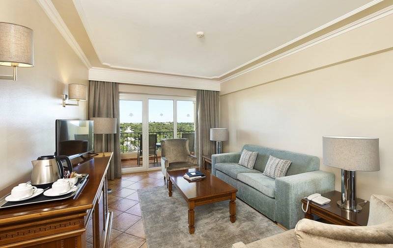 12_11629554_w 12_11629554_w