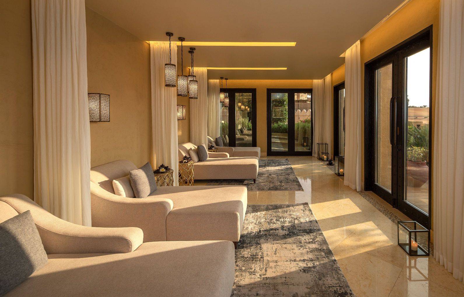 15_Qasr_Al_Sarab_Desert_Resort_by_Anantara_Spa_Relaxation_Room