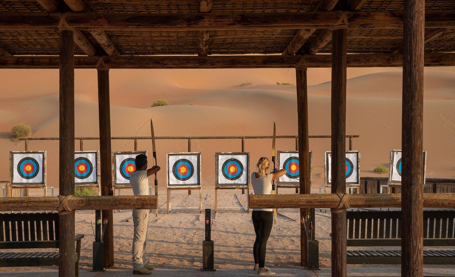 21_Qasr_Al_Sarab_Desert_Resort_by_Anantara_Recreation_Activities_Archery