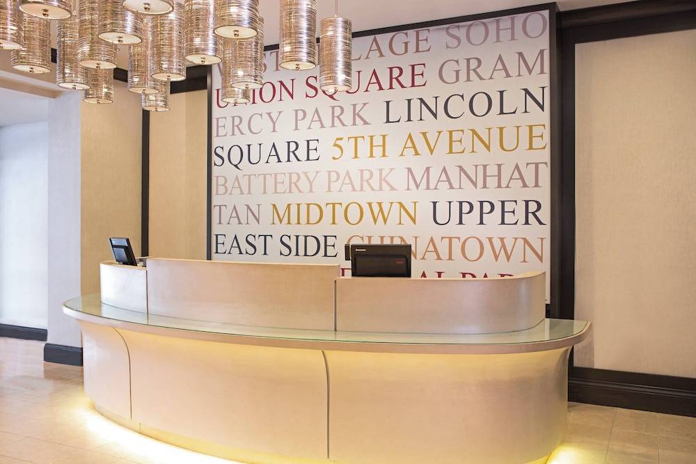 5_7baeca69_z