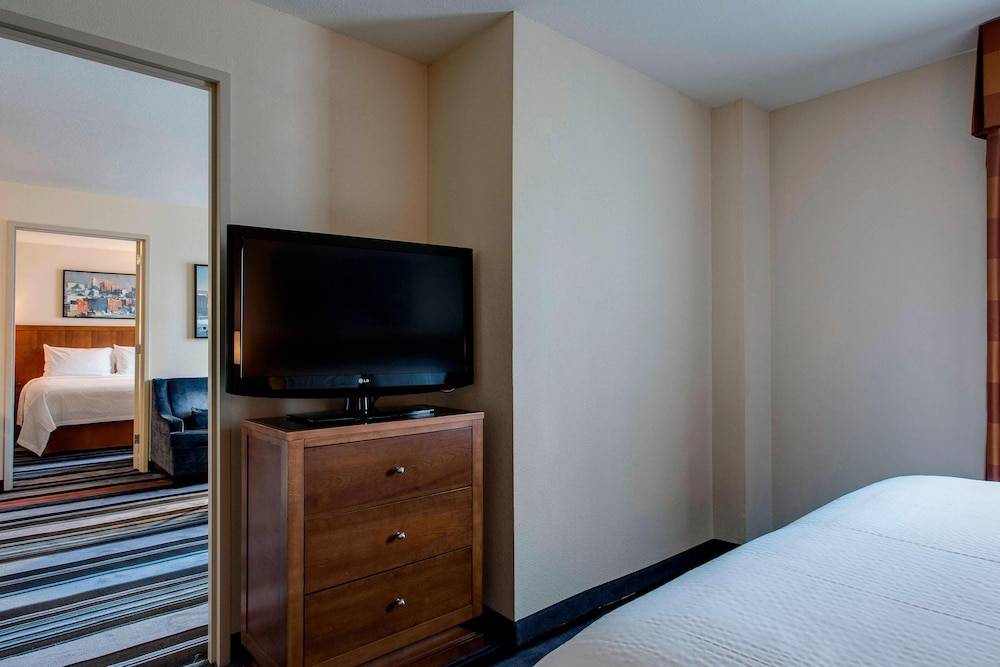 8_c01d262f_z 8_c01d262f_z