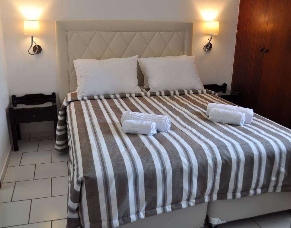 6_844561f4_z