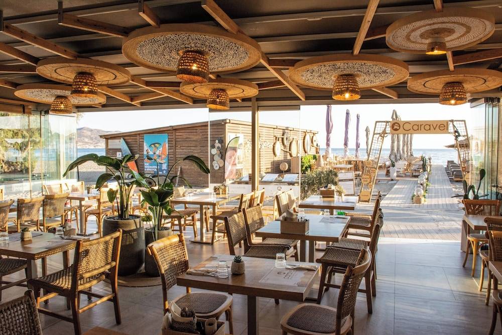 58_220e85b0_z 58_220e85b0_z