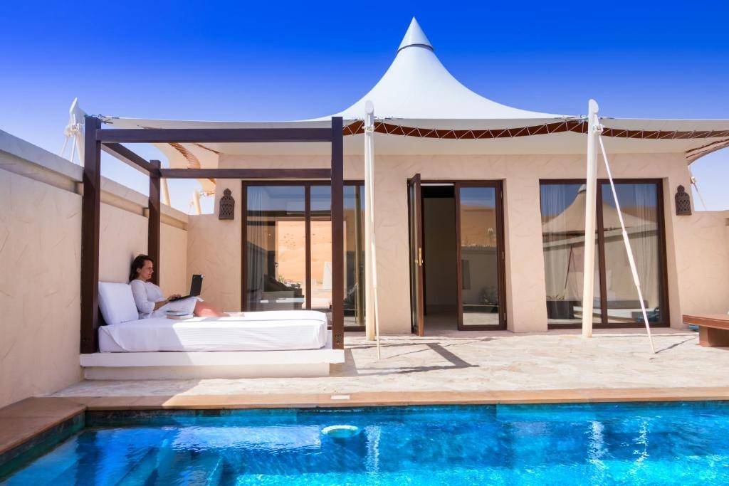 8_desert_camp-imresizer 8_desert_camp-imresizer