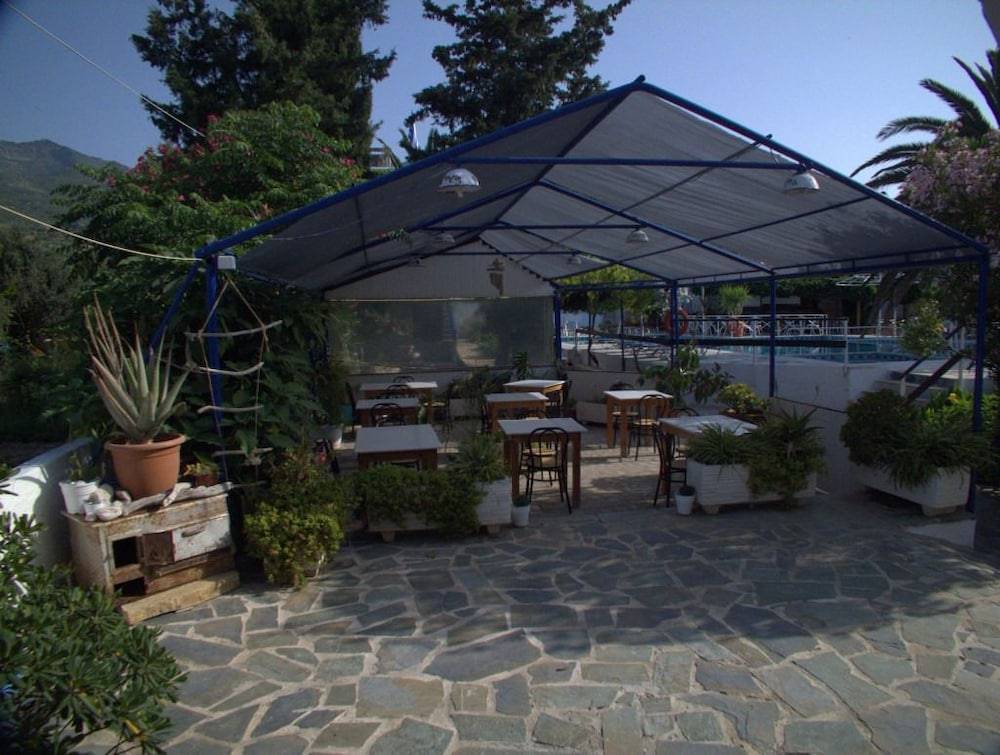22_2405ceac_z