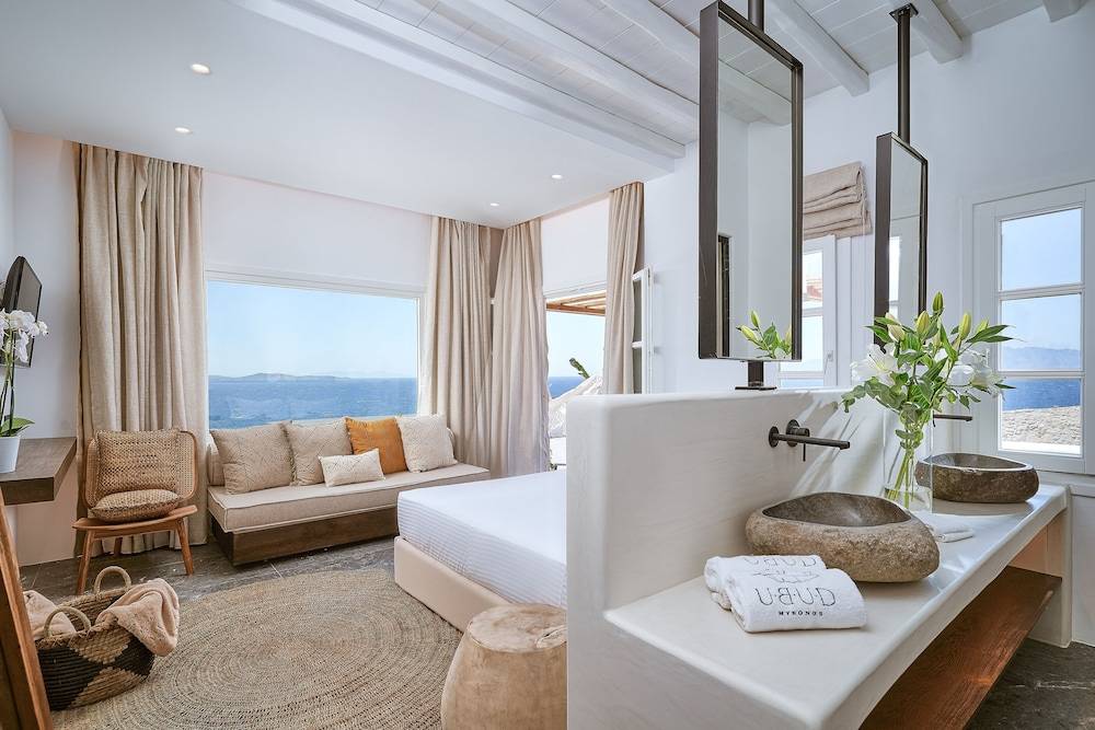 8_32ca1d45_z