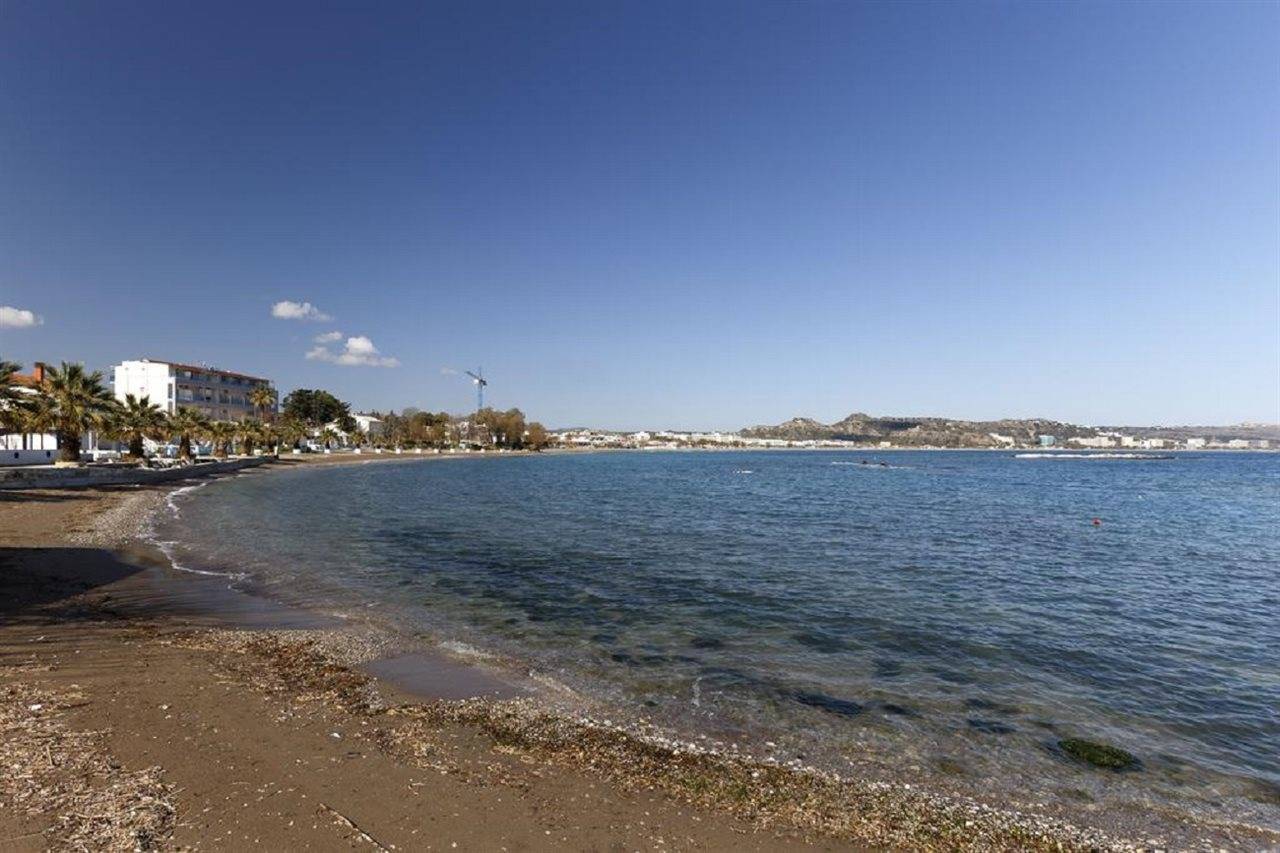 5_10588799