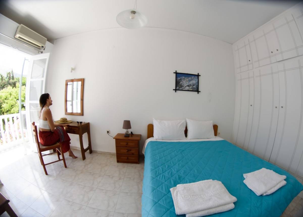 8_AGRJTRDK5C_1249504