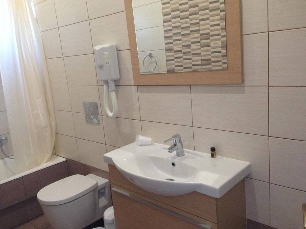 14_fd4a52ee_z