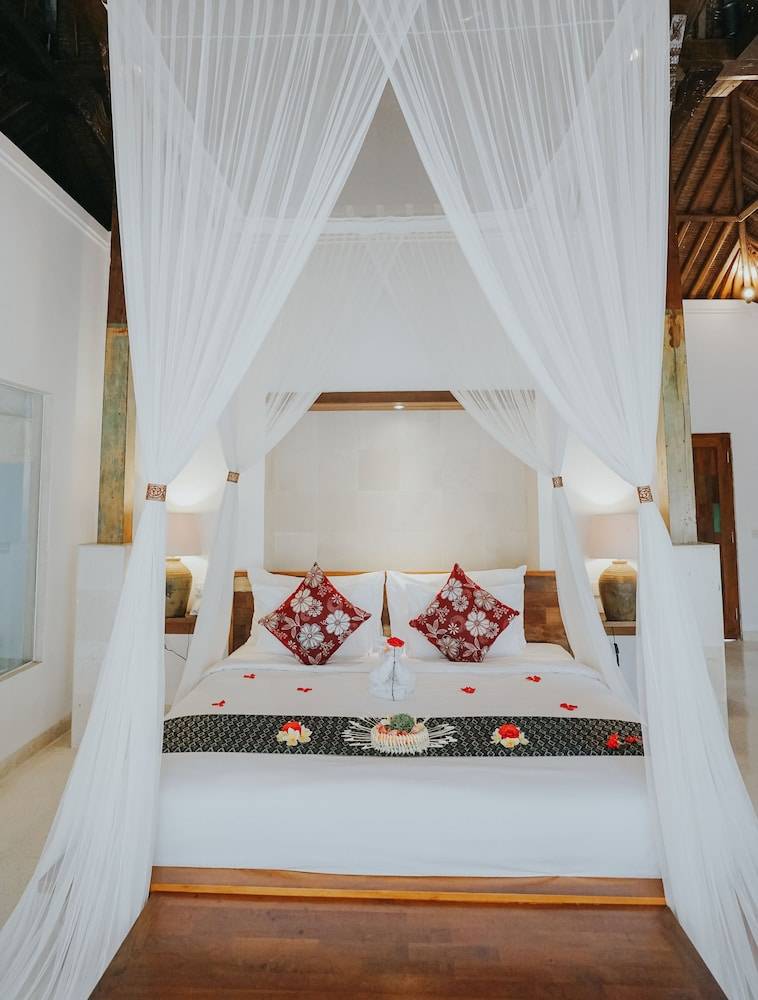 5_55b97ee0_z