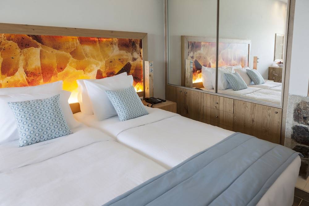 15_542bed45_z