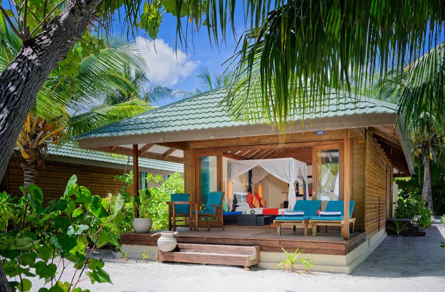 3_Premium_Beach_Villa_with_Whirlpool_2