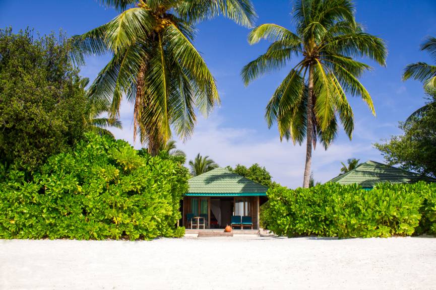 6_Premium_Beach_Villa_with_Whirlpool_View