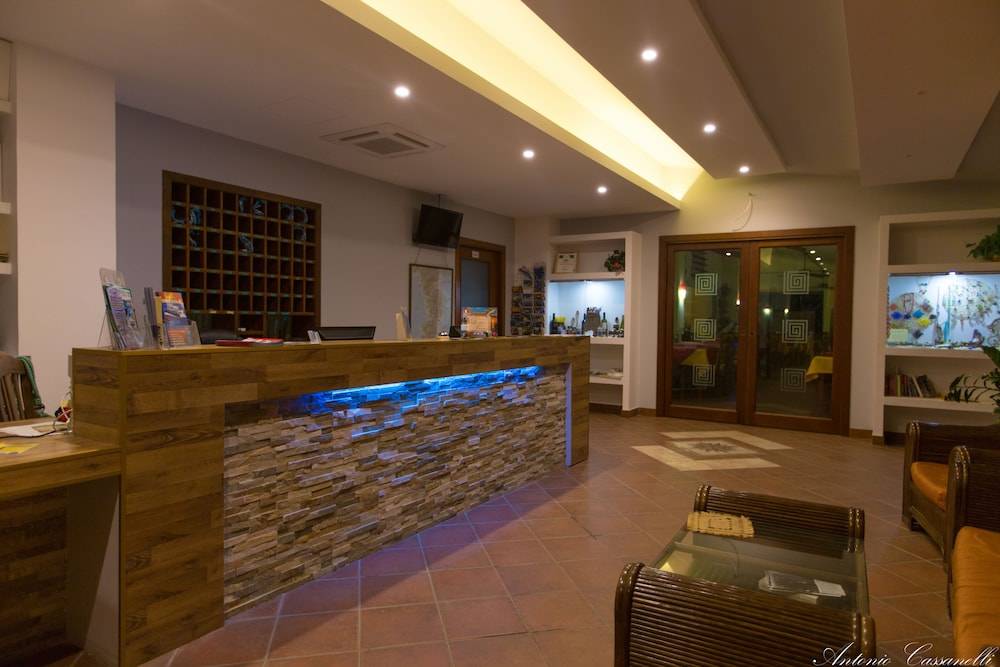 3_9bc62ed1_z