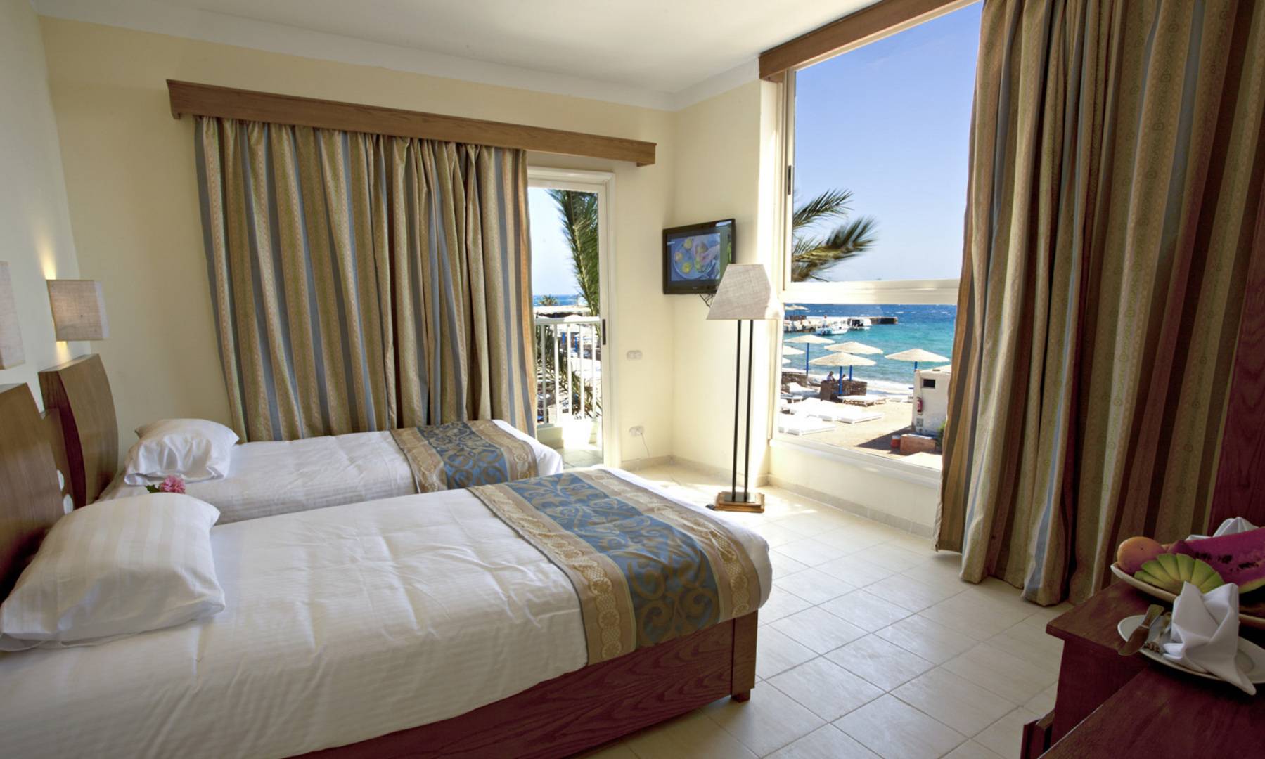 8_Empire_Beach_Resort_Rooms_008 8_Empire_Beach_Resort_Rooms_008