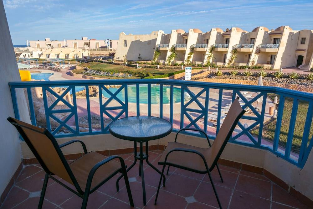 16_9278dec3_z 16_9278dec3_z