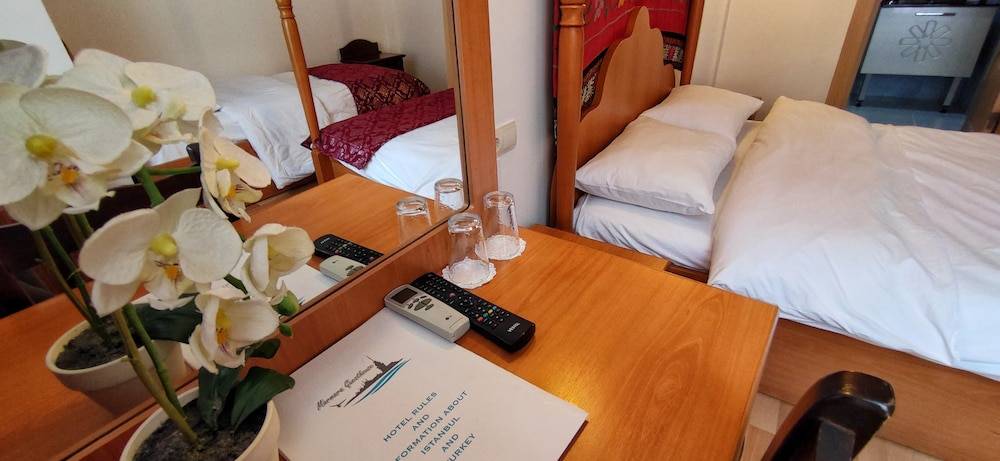 3_efcd4cf4_z