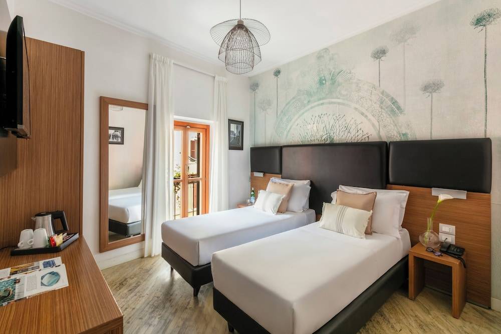 25_7c5a8f13_z 25_7c5a8f13_z