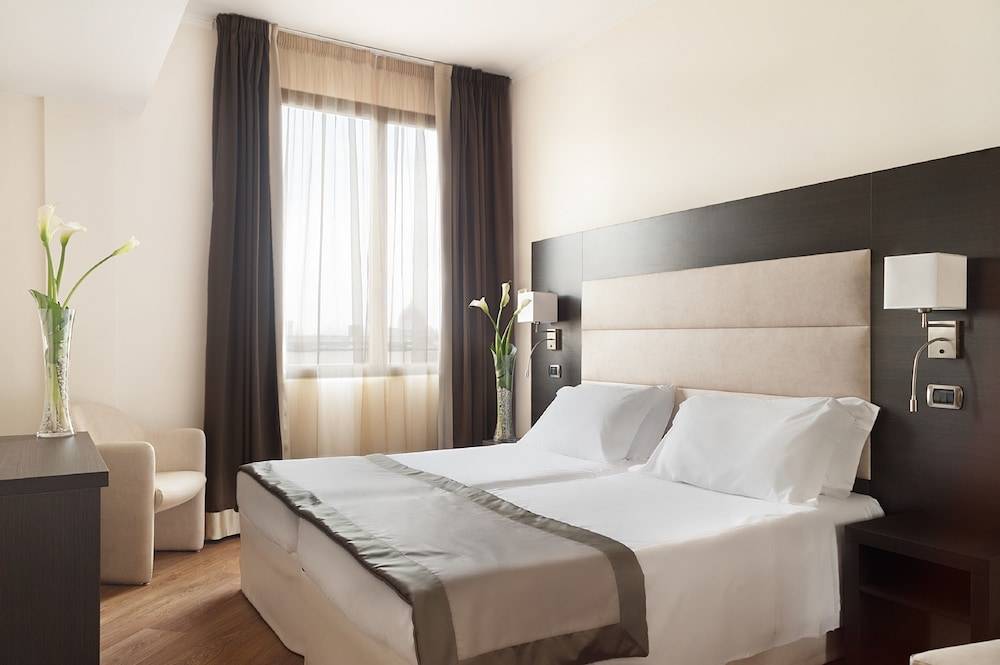 13_14fb48b2_z
