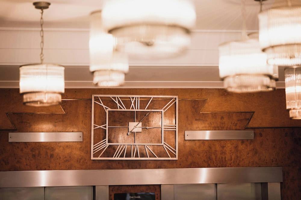 4_fa7a144e_z