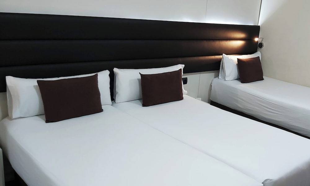 17_9462ad62_z