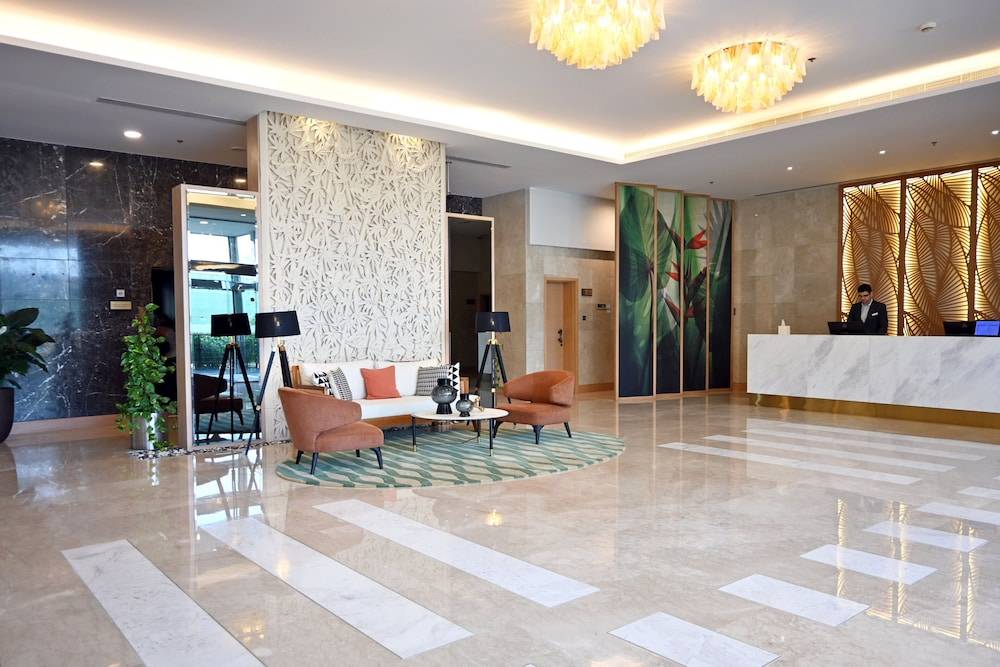 2_7e839438_z
