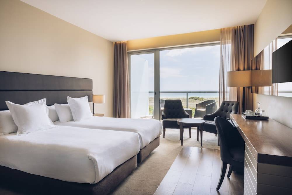 17_c7f56ae5_z